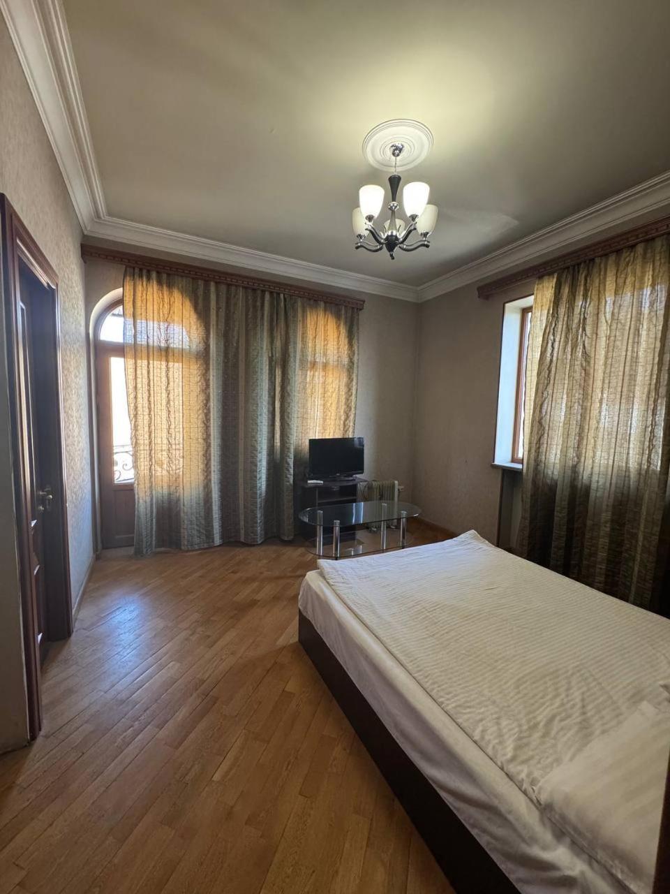 Centre Hotel-Hostel 예레반 외부 사진