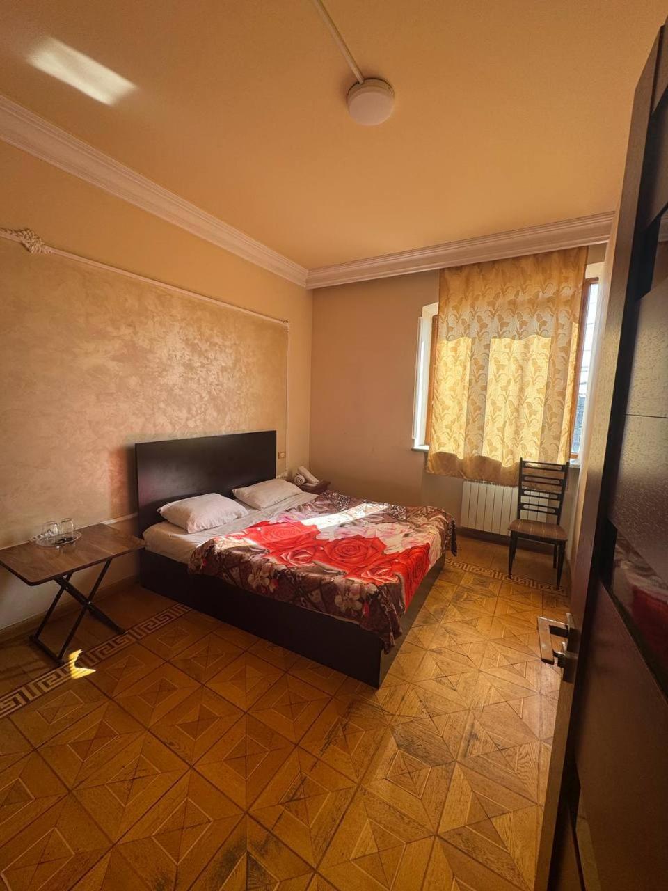 Centre Hotel-Hostel 예레반 외부 사진